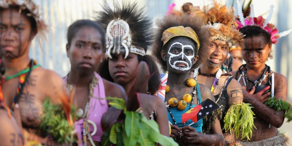 the-genomes-of-melanesian-peoples-like-those-living-in-papua-new-guinea-carry-fragments-of-dna-fro